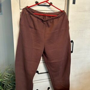 NUUDS Women’s Chocolate sweatpants